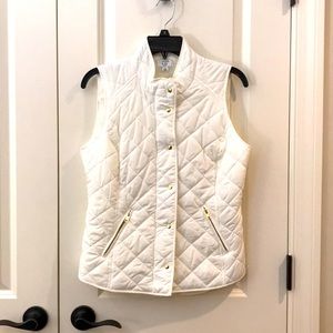 Crown & Ivy Cream Vest
